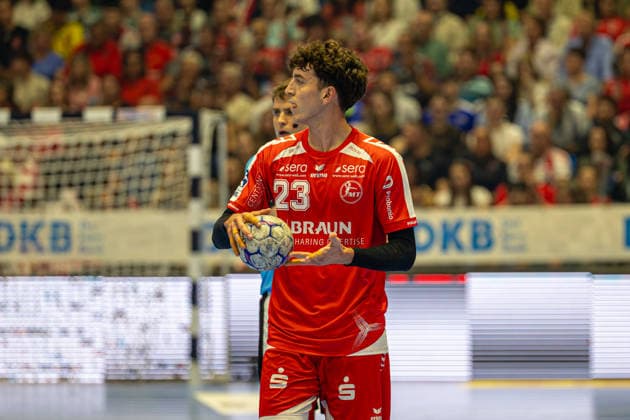 DAIKIN Handball Bundesliga, Kassel, MT Melsungen vs Fuechse Berlin, Rothenbach Halle Kassel 04 06 2026 DAIKIN Handball Bundesliga, Kassel, Germany 04 06 2026 Martl Soler MT Melsungen, 23 on the ball, Handball Bundesliga, MT Melsungen vs Fuechse Berlin match, Rothenbach Halle Kassel Copyright: xBEAUTIFULxSPORTS Freudensteinx