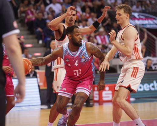 Jeff Garrett Telekom Baskets Bonn vs FC Bayern Munich Munich Basketball Playoffs Semi-Final Game 3 Season 2025 26