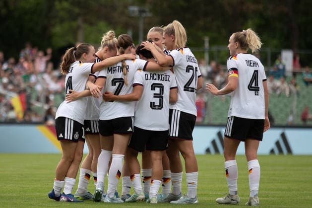 GER, Leipzig, DFB, football, womens football, international friendly, Germany U23 vs Denmark U23 in picture v l Germany, goal celebration 04 06 2026, Alfred Kunze Sportpark Leipzig DFB REGULATIONS PROHIBIT ANY USE OF PHOTOGRAPHS AS IMAGE SEQUENCES AND OR QUASI VIDEO, Copyright: HMBxMedia PaulxFritz