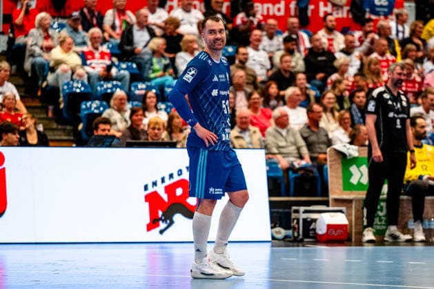 04 06 2026, xdobgx, Handball Daikin HBL, Handball Sport Verein Hamburg HSG Wetzlar v l Casper Ulrich Mortensen Handball Sport Verein Hamburg, 51 clipping, single image, Ganzkoerper smiling, friendly expression, smiling, friendly expression Hamburg