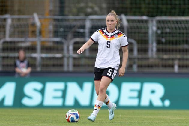 GER, Leipzig, DFB, football, womens football, international friendly match, Germany U23 vs Denmark U23 in picture f l Jella Veit Germany U23 05 , action with ball 04 06 2026, Alfred Kunze Sportpark Leipzig DFB REGULATIONS PROHIBIT ANY USE OF PHOTOGRAPHS AS IMAGE SEQUENCES AND OR QUASI VIDEO, Copyright: HMBxMedia PaulxFritz