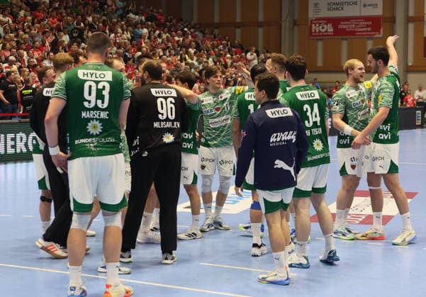 GER HBL Season 2025 2026 MT Melsungen vs FÜCHSE Berlin, 04 06 26, ROTHENBACH HALLE, Kassel after the final whistle, Team FÜCHSE Berlin