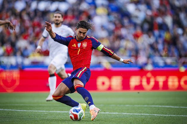 Spain v Iraq - Friendlies A CORUNA, SPAIN - JUNE 4: Ferran Torres of Spain in action during the friendly match between the Spain and Iraq at the Riazor Stadium in A Coruna, Spain on June 4, 2026. Pablo Garcia Sacristan Anadolu A Coruna Spain. Editorial use only. Please get in touch for any other usage.  Copyright: x2026xAnadoluxPabloxGarciaxSacristanx