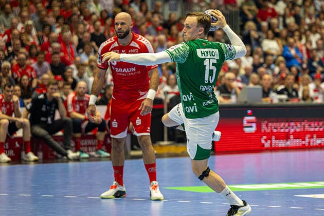 DAIKIN Handball Bundesliga, Kassel, MT Melsungen vs Fuechse Berlin, Rothenbach Halle Kassel 04 06 2026 DAIKIN Handball Bundesliga, Kassel, Germany 04 06 2026 Tobias Scholberg Grondahl Füchse Berlin, 15 at the throw,Handball Bundesliga, MT Melsungen vs Fuechse Berlin match, Rothenbach Halle Kassel Copyright: xBEAUTIFULxSPORTS Freudensteinx