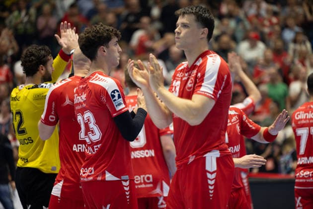 DAIKIN Handball Bundesliga, Kassel, MT Melsungen vs Fuechse Berlin, Rothenbach Halle Kassel 04 06 2026 DAIKIN Handball Bundesliga, Kassel, Germany 04 06 2026 The players after the match, Handball Bundesliga, MT Melsungen vs Fuechse Berlin match, Rothenbach Halle Kassel Copyright: xBEAUTIFULxSPORTS Freudensteinx