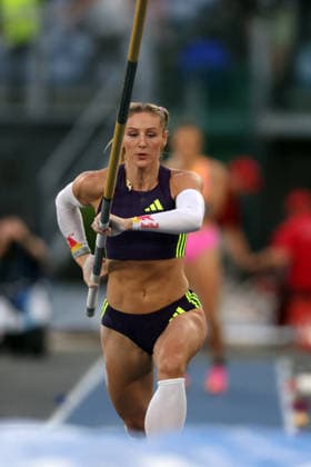 ATHLETICS - Athletics Internationals - Golden Gala Pietro Mennea - Wanda Diamond League Photo by IPA ABACAPRESS.COM85326916 - ROME, Italy - June 4, 2026: Molly CAUDERY win Women s Pole Vault. The world s top track and field athletes compete at the Golden Gala Pietro Mennea at Rome s Olympic Stadium, the fifth stop of the 2026 Wanda Diamond League season. The prestigious meeting brings together international stars for an evening of elite performances in one of athletics most iconic events. Roma Italy  Copyright: xIPAxSport ABACAx