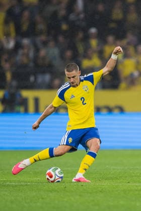 260604 Gustaf Lagerbielke of Sweden during the international friendly football match between Sweden and Greece on June 4, 2026 in Stockholm Photo Johanna Säll BILDBYRAN code JL JM0822 bbeng fotboll football soccer fotball träningslandskamp international friendly sverige sweden sverige a grekland greece  Copyright: JOHANNAxSÄLL BB260604BB756