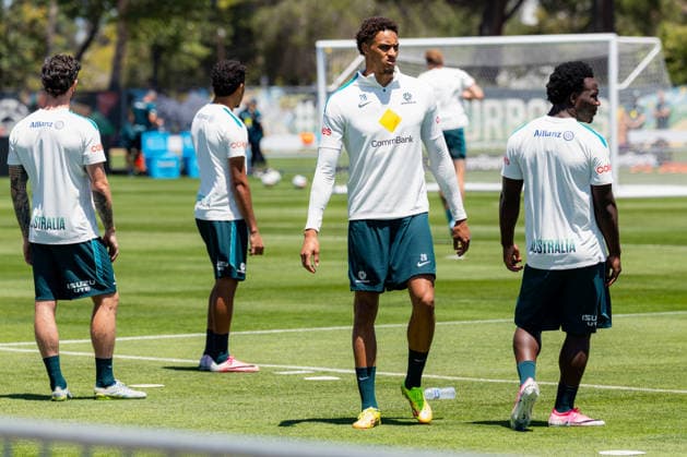 SOCCER AUSTRALIA TRAINING, Tete Yengi and Nestory Irankunda during practice at the Soccerroos facility at the Oakland Roots Sports Club in Alameda, California, United States, Thursday, June 4, 2026. ( NO ARCHIVING Alameda California United States  Copyright: xJasonxHenryx 20260605180085357809