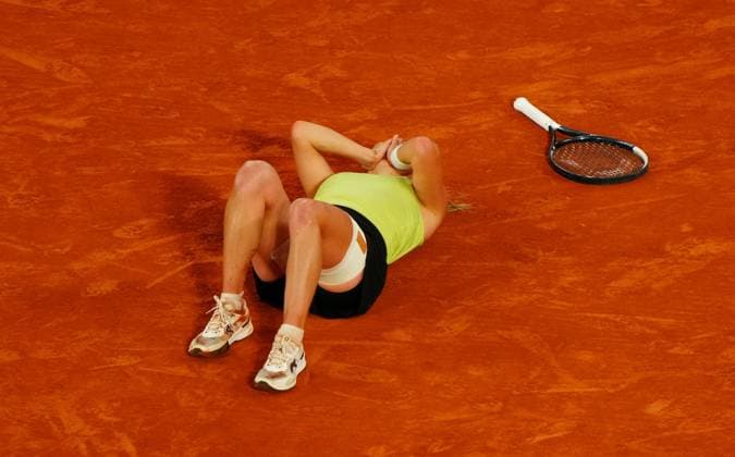 Qualifier Maja Chwalinska celebrates reaching the final of Roland Garros with a straight sets win over Diana Shnaider French Open Tennis, Day Twelve, Tennis, Roland Garros, Paris, France - 04 Jun 2026Paris Roland Garros France EDITORIAL USE ONLY No use with unauthorised audio, video, data, fixture lists, club league logos or live services. Online in-match use limited to 120 images, no video emulation. No use in betting, games or single club league player publications.  Copyright: xJavierxGarcia Shutterstockx 16906558by