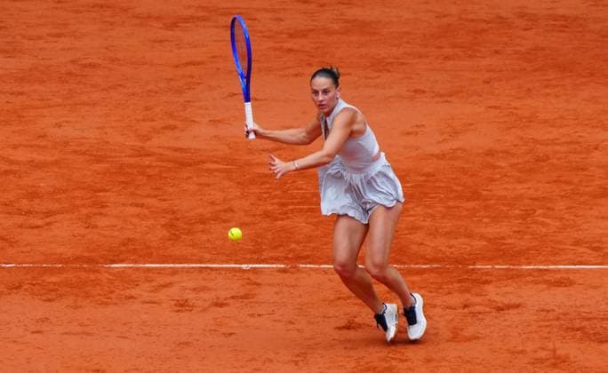 Marta Kostyuk French Open Tennis, Day Twelve, Tennis, Roland Garros, Paris, France - 04 Jun 2026Paris Roland Garros France EDITORIAL USE ONLY No use with unauthorised audio, video, data, fixture lists, club league logos or live services. Online in-match use limited to 120 images, no video emulation. No use in betting, games or single club league player publications.  Copyright: xJavierxGarcia Shutterstockx 16906558dx
