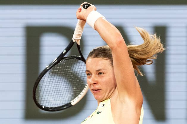 2026 French Open - Day Twelve Maja Chwalinska competes during her semi-final women s singles match against Diana Shnaider on day 12 of the French Open tennis tournament on Court Philippe Chatrier at the Roland-Garros Complex in Paris, France. Paris France  Copyright: xIbrahimxEzzatx originalFilename:ezzat-notitle260604_npIng.jpg