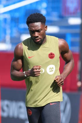Canada s Training Day For The Fiendly Match v Northern Ireland Alphonso Davies of Canada national soccer team during the training day ahead International Friendly, Länderspiel, Nationalmannschaft match between Canada and Northern Ireland at Saputo Stadium. on June 4, 2026 in Montreal, Canada. (Photo by Horacio Zamora Eyepix Group) Copyright: xHoracioxZamorax xEyepixxGroupx HZ_04062026_185809
