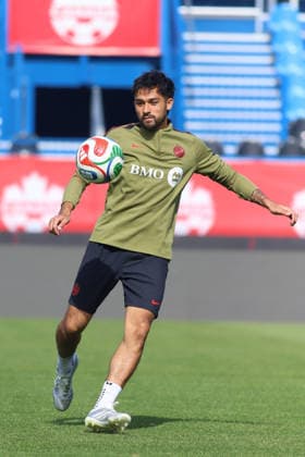 Canada s Training Day For The Fiendly Match v Northern Ireland Mathieu Choiniere of Canada national soccer team during the training day ahead International Friendly, Länderspiel, Nationalmannschaft match between Canada and Northern Ireland at Saputo Stadium. on June 4, 2026 in Montreal, Canada. (Photo by Horacio Zamora Eyepix Group) Copyright: xHoracioxZamorax xEyepixxGroupx HZ_04062026_185826