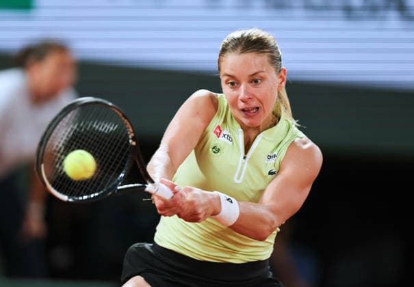 (260605) -- PARIS, June 5, 2026 -- Maja Chwalinska hits a return during the women s singles semifinal match between Maja Chwalinska of Poland and Diana Shnaider of Russia at the French Open tennis tournament at Roland Garros, Paris, France, June 4, 2026. ) (SP)FRANCE-PARIS-TENNIS-FRENCH OPEN-WOMEN S SINGLES-SEMIFINAL WuxHuiwo 
