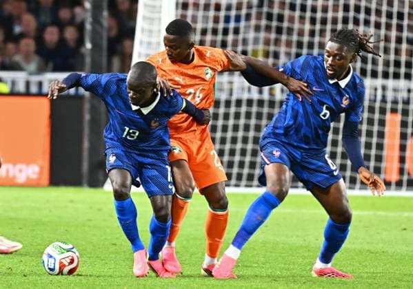 FRANCE CÔTE D IVOIRE PHOTOPQR OUEST FRANCE Franck Dubray ; Nantes ; 04 06 2026 ; Football Match de préparation à la Coupe du monde 2026 de l Equipe de France de football contre la Côte d Ivoire au stade de la Beaujoire à Nantes. N Golo Kanté Equipe de France Manu Koné Equipe de France (photo Franck Dubray) France s 2026 World Cup preparation match against Ivory Coast at the Stade de la Beaujoire in Nantes. Nantes France  Copyright: xPHOTOPQR OUESTxFRANCE MAXPPPxFranckxDubrayx 20260604OFR5067 20260604OFR5067