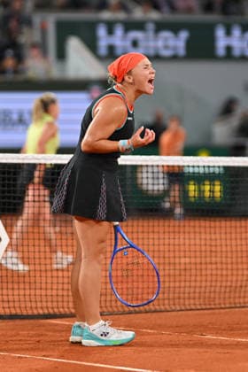 2026 French Open - Diana Schnaider Diana Schnaider RUS) during her semi final match at the 2026 Roland Garros French Tennis open tournament in Paris, France, on June 4, 2026. Photo by Corinne Dubreuil ABACAPRESS.COM Paris France  Copyright: xDubreuilxCorinne ABACAx