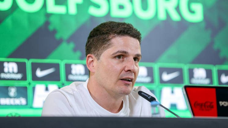 PK VfL Wolfsburg, 04 06 2026, Football, Men, Season 2026 2027, 2 BL, VfL Wolfsburg has introduced the new coach Tobias Strobl, Sports Director Pirmin Schwegler VfL Wolfsburg Lower Saxony Germany
