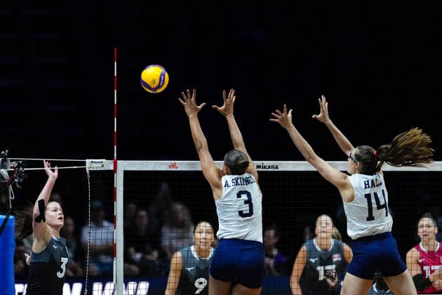 2026 Women s Volleyball Nations League - Quebec City - Day2 Anna Stevenson, number 14 of the United States, in action during the 2026 Women s Volleyball Nations League match between Canada and the United States at Videotron Centre in Quebec City, Canada, on June 4, 2026. Quebec City Quebec Canada  Copyright: xYuanxTianx originalFilename:tian-2026wome260604_npX3Q.jpg