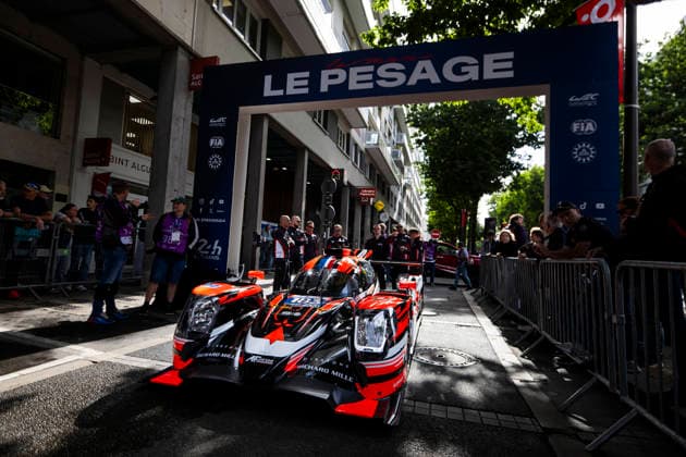24 HEURES DU MANS 2026 - PESAGE 183 PERRODO Francois (fra), VAXIVIERE Matthieu (fra), BARNICOAT Ben (gbr), AF Corse, Oreca 07 Gibson 183, LMP2 Pro-AM, ambiance during Le Pesage of the 24 Hours of Le Mans 2026, 3rd round of the 2026 FIA World Endurance Championship, from June 5 to 6, 2026 on the Place de la RÃ publique in Le Mans, France - Le MansFrance  Copyright: xJULIENxDELFOSSEx