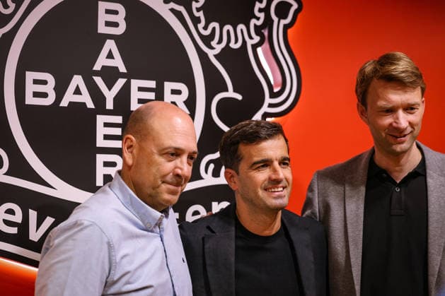 05 06 2026, Football, Bayer 04 Leverkusen, 1 Soccer Bundesliga, BayArena, Season 2026 2027 Press conference to introduce the new head coach Chairman Managing Director Fernando Carro Bayer04 Management alongside Carles Martinez Novell and Managing Director Simon Rolfes Bayer04 Management Welcome DFB regulations prohibit any use of photographs as image sequences and or quasi video Nordrhein Westfalen Germany