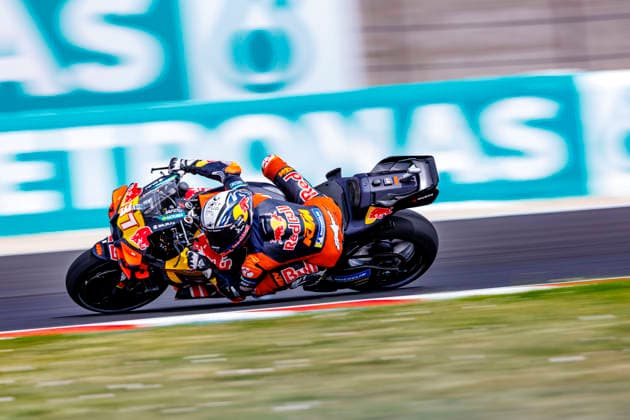 MotoGP of Hungary - Free Practice Number 37 Red Bull KTM Factory Racing rider Pedro Acosta participates in free practice 1 at the 2026 Grand Prix of Hungary. Balatonfokajar Balatonfokajar Hungary  Copyright: xStephenxBlackberryx originalFilename:blackberry-2026gran260605_npPOd.jpg