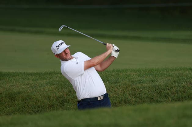 The Memorial Tournament DUBLIN, OHIO - JUNE 05: Taylor Pendrith of Canada hits out of the bunker toward the first green during the second round of The Memorial Tournament presented by Workday at Muirfield Village Golf Club in Dublin, Ohio, USA on Friday, June 5, 2026. Dublin Ohio United States  Copyright: xJorgexLemusx originalFilename:lemus-thememor260605_npLco.jpg