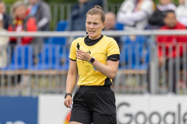 U19 Womens Test Match Germany USA, 05 06 2026 Selina Menzel Referee, Crop, Portrait Portrait, Germany USA, Frankfurt, DFB Campus, 5 6 2026 Copyright: xBEAUTIFULxSPORTS Gawlikx