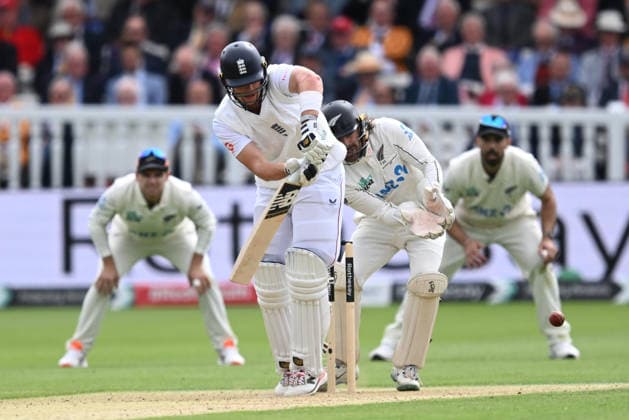 England v New Zealand, International Test Match 2026 Jamie Smith of England plays an attacking shot during the International Test Match 2026 match between England and New Zealand at Lord s Cricket Ground, St John s Wood, UK on 5 June 2026. St John s Wood Lord s Cricket Ground London UK Editorial use only , Copyright: xGrahamxHuntx PSI-24394-0121