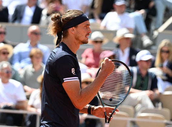 Franch Open 2026 French Open Paris Roland Garros Day 13 05.06.2026 Alexander Zverev (GER) v Jakob Mensik (CZE) semi final Photo:- Roger Parker International Sports Fotos Ltd PARIS FRANCE Copyright: xx