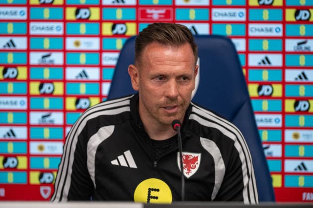 Football - International Friendly, Länderspiel, Nationalmannschaft - Romania v Wales - MD-1 BUCHAREST, ROMANIA - Friday, June 5, 2026: Wales manager Craig Bellamy during a press conference, PK, Pressekonferenz at the Stadionul Steaua ahead of an International Friendly match between Romania and Wales. (Photo by David Rawcliffe Propaganda) BUCHAREST Stadionul Steaua BUCHAREST ROMANIA  Copyright: xDavidxRawcliffex 2026-06-05-005-Romania_Wales_MD-1
