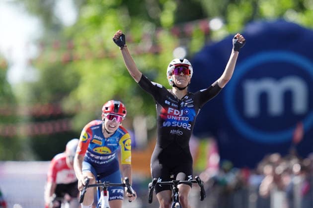 France™s Celia Gery of FDJ United - Suez™s winner of the stage on the finish line during Stage 7 of the Giro d™Italia Women, from Sorbolo Mezzani to Salice Terme, Italy, - Friday June 5, 2026  Copyright: xDavidexSpada LaPressex