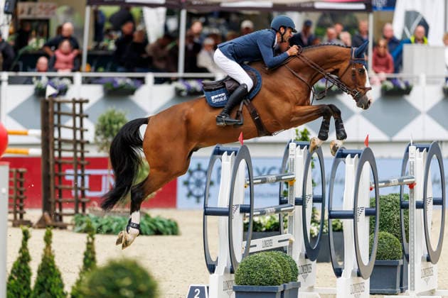 * mit 2 Umläufen (1.55 m) - 1. Wertungsprüfung Deutsche Meisterschaften Springreiter 2026 PREIS DES MITTELSTANDES präsentiert von der TRIO Lighting Group und der Drewke Baugesellschaft GmbH Balve, Reitanlage Schloss Wocklum 05. June 2026 -