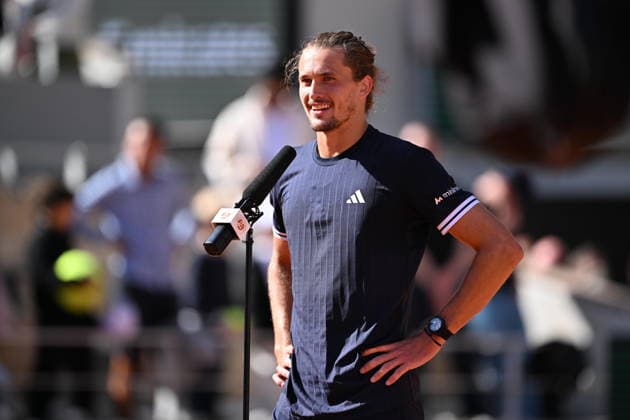 2026 French Open (Roland-Garros) - Semi-finals PARIS, FRANCE - JUNE 05: Alexander Zverev of Germany gives victory speech after winning against Jakub Mensik (not seen) of Czechia in their Men s Singles semi-final match on Day Thirteen of the 2026 French Open at Roland Garros on June 05, 2026 in Paris, France. Mustafa Yalcin Anadolu Paris France. Editorial use only. Please get in touch for any other usage.  Copyright: x2026xAnadoluxMustafaxYalcinx