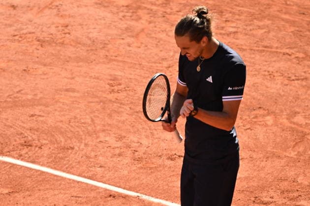 2026 French Open (Roland-Garros) - Semi-finals PARIS, FRANCE - JUNE 5: Alexander Zverev of Germany celebrates after winning against Jakub Mensik (not seen) of Czechia in their Men s Singles semi-final match on Day Thirteen of the 2026 French Open at Roland Garros on June 5, 2026 in Paris, France. Burak Akbulut Anadolu Paris France. Editorial use only. Please get in touch for any other usage.  Copyright: x2026xAnadoluxBurakxAkbulutx