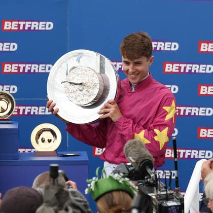 Thundering On (J. Dylan Browne McMonagle T. Joseph OÕBrien) wins The Betfred Oaks during The Oaks Meeting at Epsom Racecourse, Epsom, UK on 5 June 2026. Copyright: xKenxSparksx 45040071