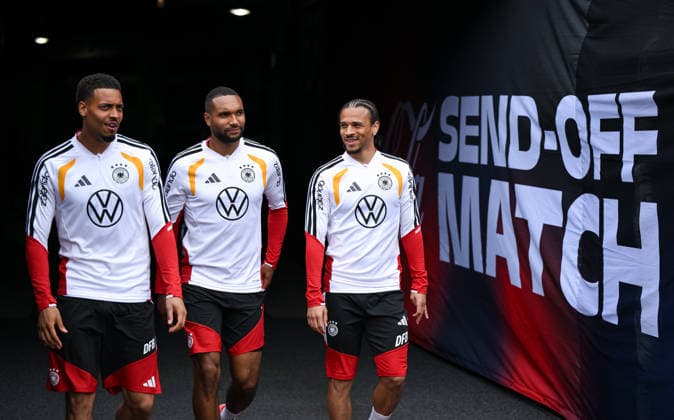Soccer World Cup 2026 preparation Germany in Chicago 05 06 2026 Final training of the German national team at Solider Field Stadium before the test match against the USA Felix Nmecha, Jonathan Tah and Leroy Sane from left arrive at the stadium