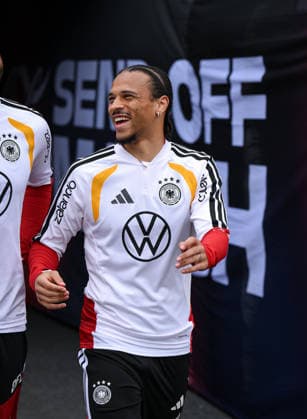 Soccer World Cup 2026 preparation Germany in Chicago 05 06 2026 Final training of the German national team at Solider Field Stadium before the test match against the USA Leroy Sane arrives at the stadium