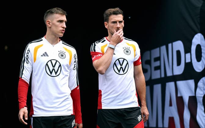 Football, international match, men, World Cup 2026, training of the German national team at Soldier Field, Chicago Nico Schlotterbeck GER , Leon Goretzka GER