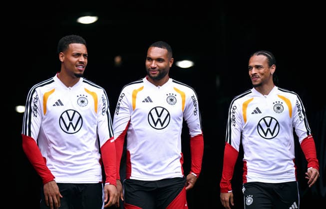 Football, international match, men, World Cup 2026, training of the German national team at Soldier Field, Chicago Felix Nmecha GER , Jonathan Tah GER , Leroy Sane GER