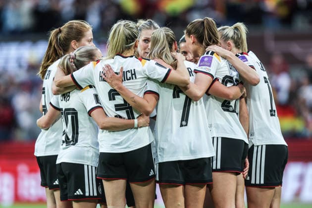 Sport, Soccer, World Cup Qualification Europe Women Season 2026 League A Group 4 5 Matchday Germany Norway 05 06 2026, RheinEnergieSTADION Goal celebration Germany after the goal to 1 0 by Marie Müller Germany the players are happy Cologne RheinEnergieSTADION North Rhine-Westphalia Germany