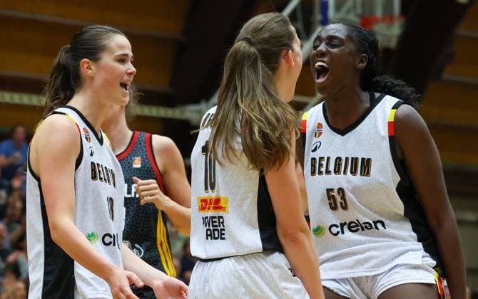 Belgium s Laure Resimont and Belgium s Nene Sow celebrate during a friendly basket game between Belgium s national team, Nationalteam Belgian Cats and Germany, on Friday 05 June 2026 in Vilvoorde. VIRGINIExLEFOUR  x176178213x