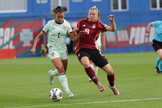 during the Women s International World Cup Qualifying Match between Portugal and Latvia at the Estadio Antonio Coimbra da Mota on June 5, 2026 in Estoril, Portugal Catarina Amado Portugal ,Karlina Miksone Latvia in aktion, in action Copyright: HMBxMedia FernandoxSoares