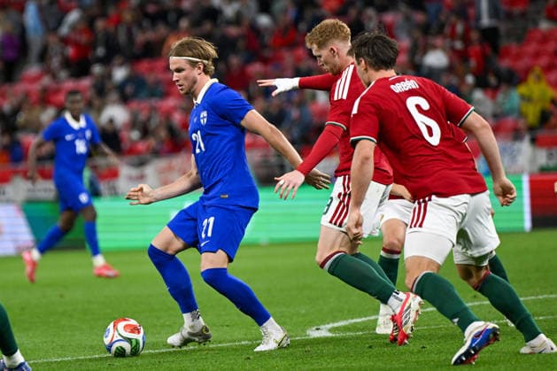 IPA85365995 - Ville Koski (Finlandin action against Mark Csinger (Hungary) and Willi Orban (Hungary) during the UEFA friendly match between Hungary vs Finland, 5 June 2026 at the Puskas Arena, Budapest, Hungary  Copyright: xVincenzoxOrlando IPAxSportx xx 85365995