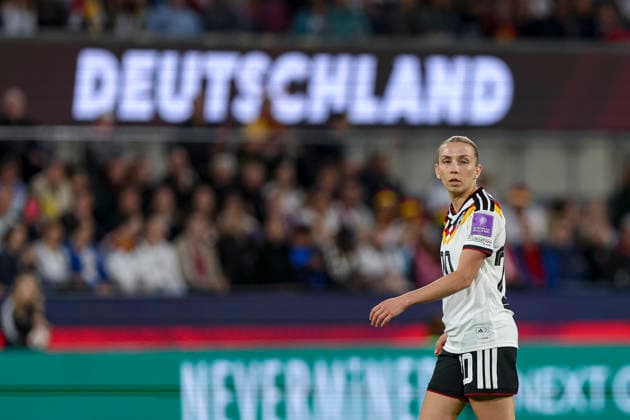05 06 2026, GER, Football, Women, World Cup Qualification, Group A 4, Season 2025 2026, Germany Norway Elisa Senß Germany watches Cologne RheinEnergieSTADION North Rhine-Westphalia Germany Copyright: xAdrianxSchlüterx