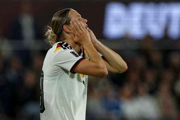 05 06 2026, GER, Football, Women, World Cup Qualification, Group A 4, Season 2025 2026, Germany Norway Klara Bühl Germany is disappointed Cologne RheinEnergieSTADION North Rhine-Westphalia Germany Copyright: xAdrianxSchlüterx