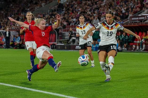 Action, Thea Bjelde 13 Norway vs Klara Buehl 19 Germany , Germany vs Norway, Football, Women, UEFA, World Cup Qualification, Group Stage, Group D, Matchday 5 of 6, DFB, Season 2025 2026, 05 06 2026 Cologne North Rhine-Westphalia Germany Copyright: xkolbert-press MartinxAgüerax