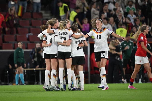 The German players celebrate the World Cup qualification 05 06 2026, Football World Cup Qualification Europe Women 2026, Matchday 5, Germany Norway Cologne RheinEnergieStadion Nordrhein Westfalen Germany Team2