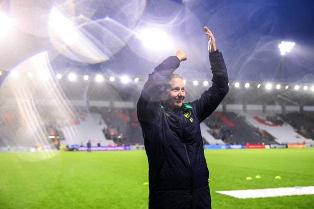 2027 FIFA Women s World Cup Qualifier, SuperValu Pairc Ui Chaoimh, Cork 5 6 2026 Republic of Ireland WNT vs The Netherlands Ireland s Head Coach Carla Ward celebrates after the game Carla Ward celebrates after the game 5 6 2026  Copyright: x INPHO BenxBradyx BB1_0241