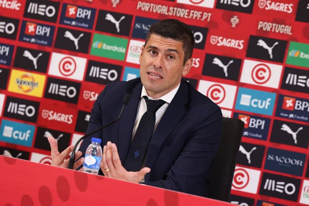 head coach Francisco Neto Portugal uring the Press conference after the FIFA Women s World Cup Brazil 2027 Qualifiers League B, Group B3 Matchday 5 match between Portugal and Latvia at Estadio Antonio Coimbra da Mota on June 5, 2026, in Estoril, Portugal Copyright: JoaquimxFerreira