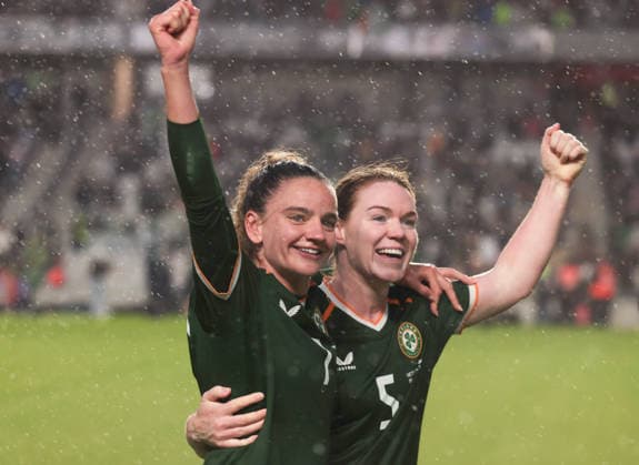 2027 FIFA Women s World Cup Qualifier, SuperValu Pairc Ui Chaoimh, Cork 5 6 2026 Republic of Ireland WNT vs The Netherlands Ireland s Leanne Kiernan and Aoife Mannion celebrate after the game Leanne Kiernan and Aoife Mannion celebrate after the game 5 6 2026  Copyright: x INPHO TomxMaherx ISS_3408